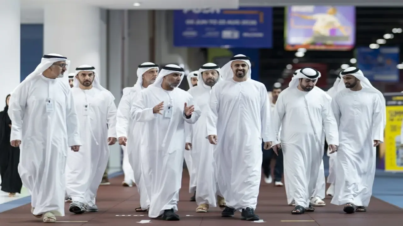 ذياب بن محمد يشارك في أنشطة صيف أبوظبي الرياضي
